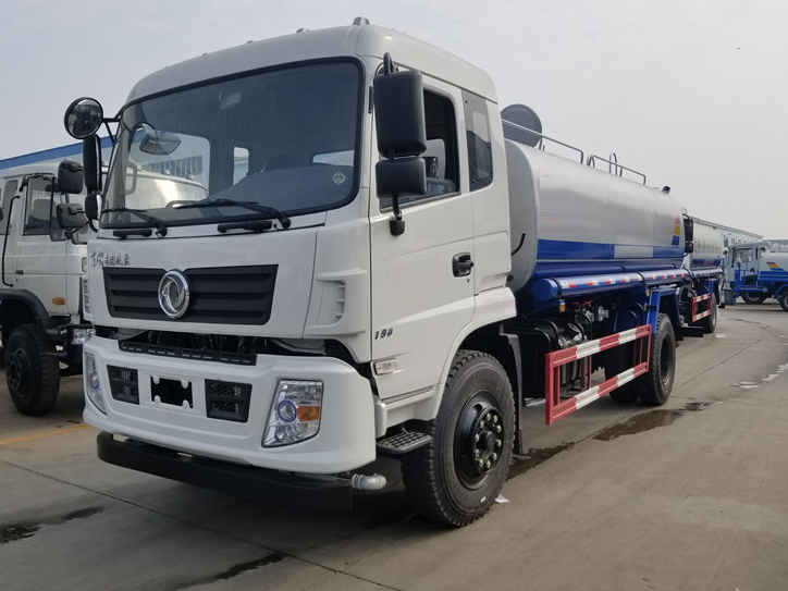 D913東風(fēng)14噸灑水車