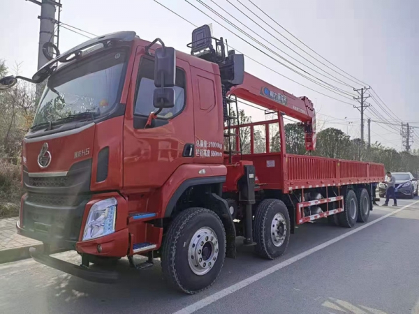 國(guó)六柳汽乘龍16-20噸隨車吊